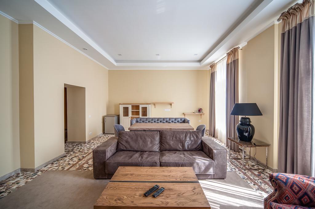 Letizia Country Club Hotel Shaian Exterior photo