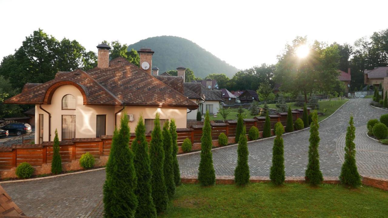 Letizia Country Club Hotel Shaian Exterior photo